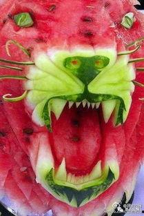 吃瓜是传统,传统与现代的交融与传承