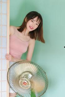 兰州吃瓜女生照片,一场美食与青春的邂逅