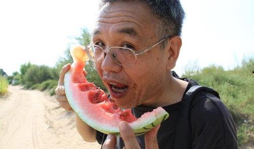 带你吃瓜奇葩眼镜,带你领略“吃瓜群众”的独特视角