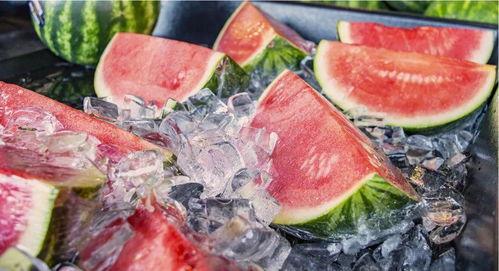 吃瓜业主挑瓜现场视频,吃瓜业主挑瓜大赛，趣味横生