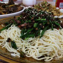 捞面吃瓜,揭秘面食与夏日消暑的完美邂逅