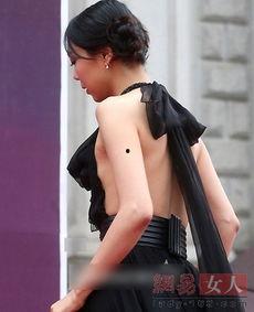 劈叉女星吃瓜事件视频,视频揭秘幕后真相