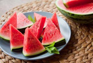 冰小姐吃瓜,一场甜蜜的吃瓜盛宴