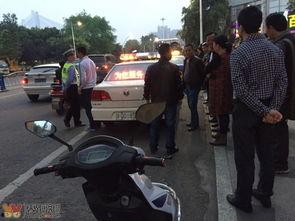 吃瓜爆料碰瓷图片,碰瓷事件背后的惊人真相