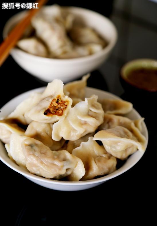 饺子导演吃瓜,揭秘娱乐圈幕后故事