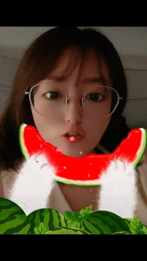 吃瓜少女的日常,揭秘娱乐圈幕后故事