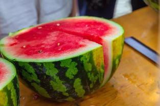 名杨吃瓜,揭秘娱乐圈幕后故事