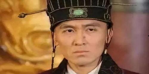 太监朝廷吃瓜,太监朝廷的吃瓜风云