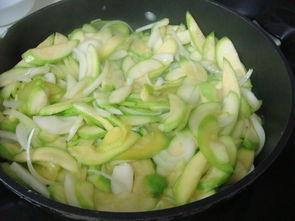 意大利吃瓜什么梗,揭秘欧洲版“吃瓜群众”的趣味生活