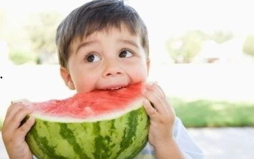 娱乐吃瓜君团团