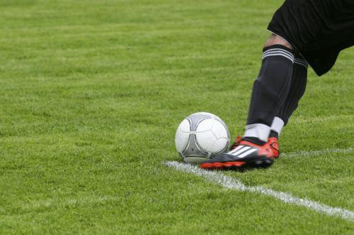 吃瓜爱足球,激情与荣耀的碰撞